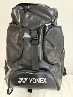 YONEX 黒 エナメル　バックパック
