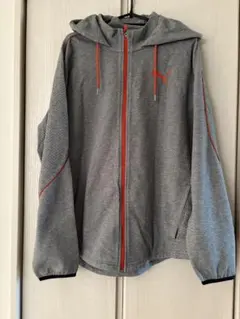PUMA パーカー　フード付きグレージャケット