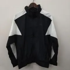 (61)adidas ナイロンジャケット ブラック ホワイトのサムネイル