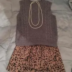 ニットベスト&レオパード柄キュロット