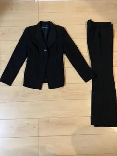 セシルマクビーストライプスーツ