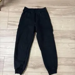 UNIQLO 黒 スウェットパンツ 140 裏ボア