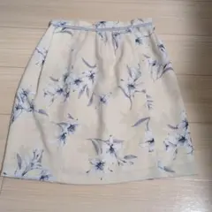Rirandture 花柄タイトスカート アイボリー