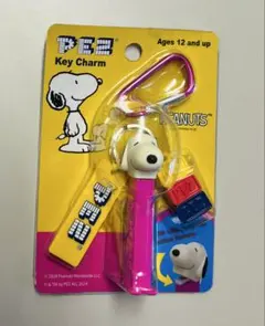 【新品】スヌーピー PEANUTS PEZ カラビナキーリング（クラシック）