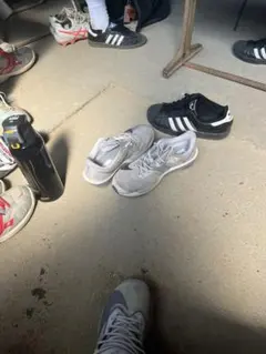Nike『未使用』ランニングシューズ27cm//DOWNSHIFTER7/レッド - メルカリ