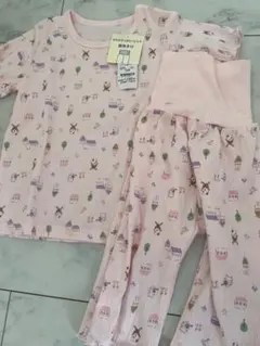 ベビーパジャマ 100サイズ ピンク　イオン