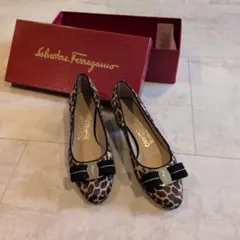 Salvatore Ferragamo ヴァラ レオパード パンプスのサムネイル