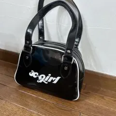 X-girl 黒 エナメル　ショルダーバッグ