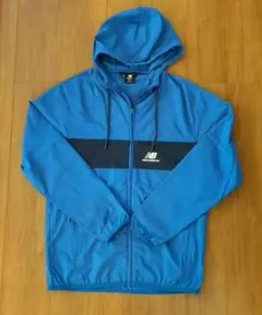 New balance フード付きナイロンジャケット XS