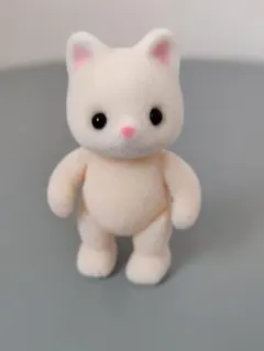 【未使用】シルバニア　シルクネコの赤ちゃん　人形のみ