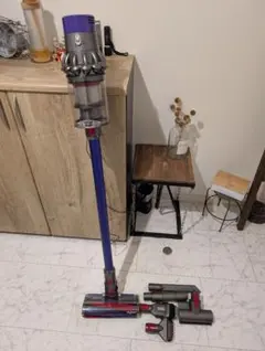 ♾*️様 ダイソン V10 SV12 フルセット ソフトローラー付 動作品 ダイソン V10 SV12 ソフトローラー 付属多数 動作良好 パイプレッド