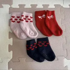 baby gap モコモコ靴下3枚セット 6-12m