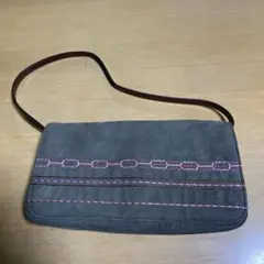 Item thumbnail for item 9eb7391e-a4f7-4480-a5df-5571d722f103