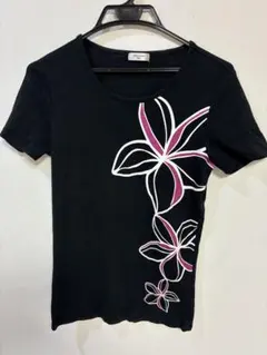 Maunaloa 花柄刺繍の黒トップス XL