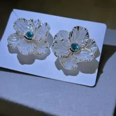 Item thumbnail for item 09d52629-1428-4e9e-94c1-2914093084e3