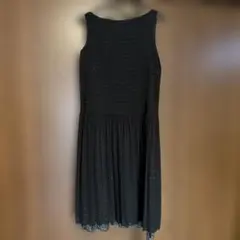 黒ノースリーブドット柄ワンピース　11号