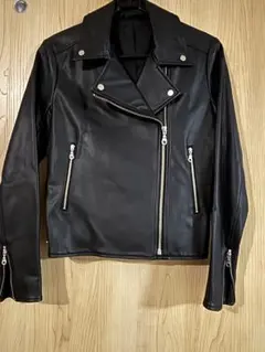 【極美品】GU フェイクレザーライダースジャケット ブラック Sサイズ