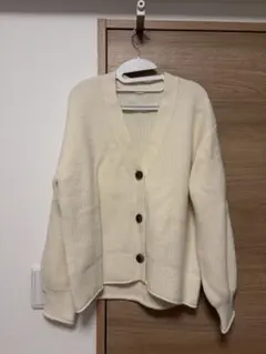 GU ニットカーディガン