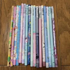 新品　クーリア、カミオジャパン、クラックス　キャラクター鉛筆セット 15本+2本のサムネイル