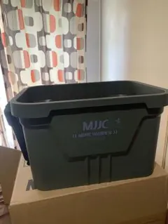 Item thumbnail for item fddc7101-3851-48fe-ad6a-c3d5608f089c