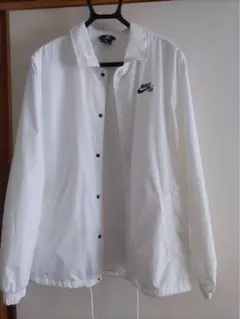 Nike SB ナイロンジャケット ホワイト