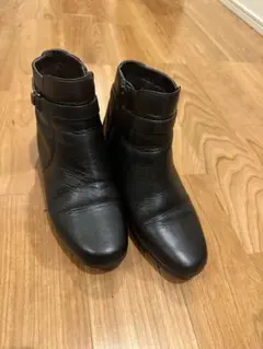 本革黒いショートブーツ22.5
