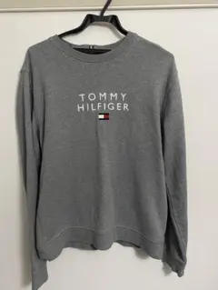 TOMMY HILFIGER グレー トレーナー