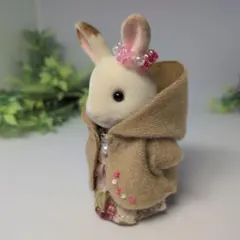 ミニチュアドール服　ハンドメイド☆女の子　フード付きコート