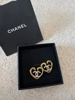 CHANEL ハート ココマーク イヤリング ゴールド