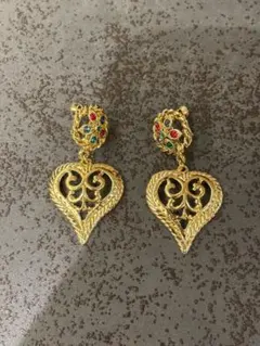 ゴールド ハート型 イヤリング