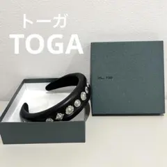 TOGA トーガ　TOO レザーコンチョスタッ ズカチューシャ　ヘアバンド