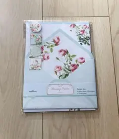 Item thumbnail for item 9366ddc6-58a8-49ba-a9f0-7d003136d647