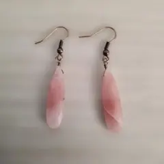 グァバクォーツのドロップピアス