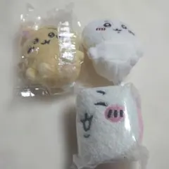ちいかわ 　ガチャ うさぎ　ちいかわ ミニマスコット×2　1つ開封 ポーチのサムネイル