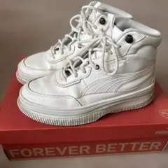 PUMA ホワイトレザー ハイカットスニーカー　マイラ　秋　冬