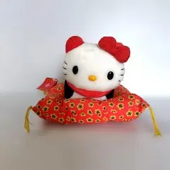 ハローキティ 座布団付き ぬいぐるみのサムネイル