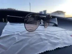Ray-Ban ラウンドメタルサングラス ブラウンレンズ