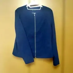 UNIQLOレディースノーカラージャケット ネイビー ジップアップ