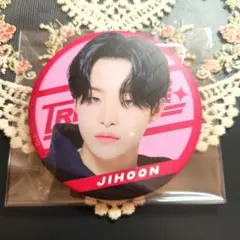 treasure　ジフン　缶バッジ