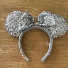 ディズニー　カチューシャ　スパンコール　シルバー