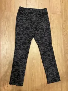 bellus closet 迷彩柄 ストレッチパンツ　カジュアルパンツのサムネイル