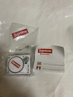 Supreme Bandai Gashapon Turntable ガチャ
