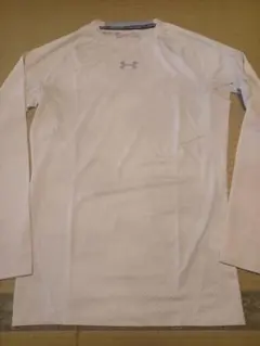 アンダーアーマー Under Armour XL ホワイト×柄アンダーシャツ