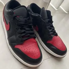 NIKE Air Jordan 1 Low Black Redのサムネイル