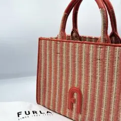 希少⭐️FURLA フルラ　オスチュニティ　Sトートバッグ　カルラ　オレンジのサムネイル