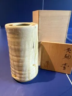 ◆ 五代 加藤幸兵衛 本人作 黄瀬竹形花瓶 黄瀬戸 四方桟共箱 本物保証◆ ◇ 五代 加藤幸兵衛 本人作 黄瀬竹形花瓶 黄瀬戸 四方桟共箱 本物保証