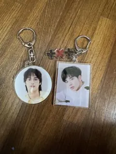 TXT カンテヒョン　アクリルキーホルダー　アクスタ　アクキー 匿名配送】TXT アクリルキーホルダー テヒョン - メルカリ