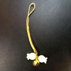 鈴付き ストラップ ゴールドカラー 2連花モチーフ？ 白い花？ 金色 GOLD