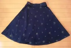 grove グローブ☆フレアスカート☆起毛素材 ゴールドの刺繍です☆