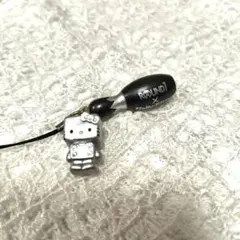 【非売品】ROUND1✕ハローキティ コラボのキーホルダー　ロボット　ストラップ